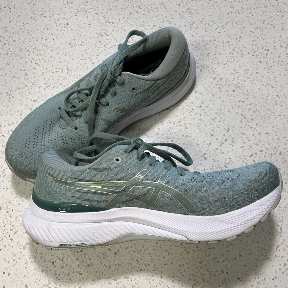 GEL-KAYANO 29 Women’s Running Shoe, size 9.5